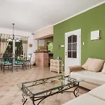 Monticello Crikvenica, 200m From Sea With Rome Garden *