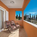 Monticello Crikvenica, 200m From Sea With Rome Garden *