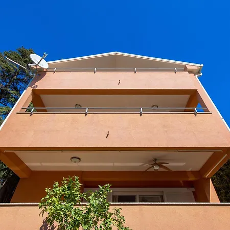 Monticello Crikvenica, 200m From Sea With Rome Garden * Dramalj