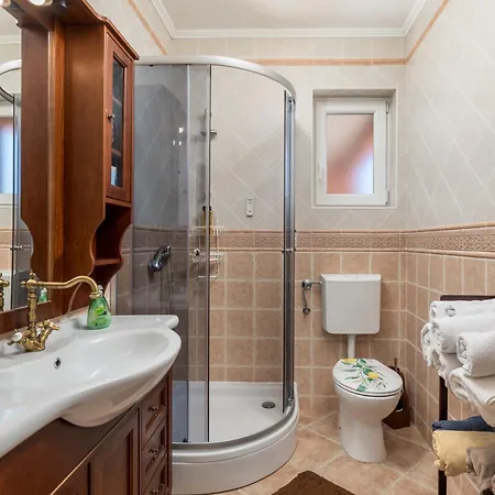 Monticello Crikvenica, 200m From Sea With Rome Garden Villa