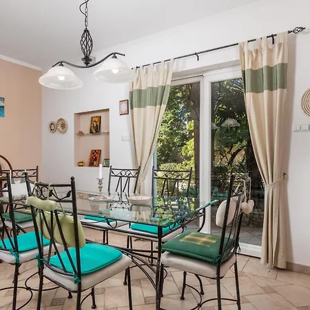 Monticello Crikvenica, 200m From Sea With Rome Garden Villa *